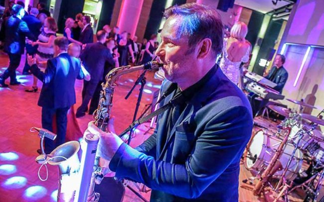 Saxophon für Dresden, Leipzig, Berlin, Hamburg, Düsseldorf, Köln, Frankfurt, Stuttgart, München